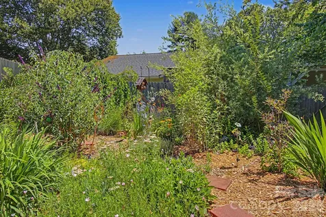 102 Wicklow Drive Asheville NC 28806