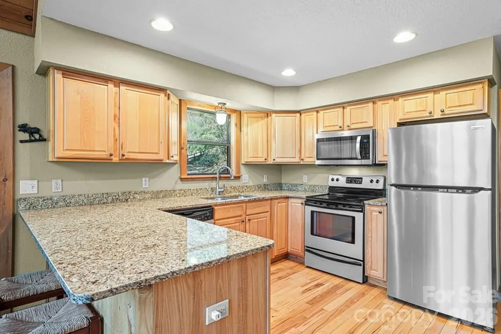 210 Chickadee Drive Bryson City NC 28713
