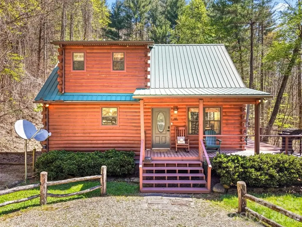 210 Chickadee Drive Bryson City NC 28713