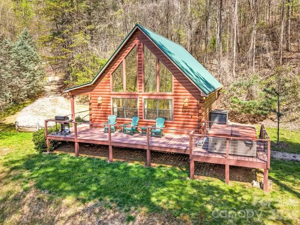 210 Chickadee Drive Bryson City NC 28713