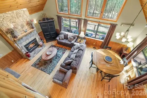 210 Chickadee Drive Bryson City NC 28713