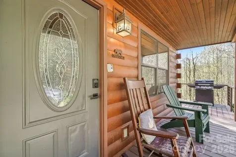 210 Chickadee Drive Bryson City NC 28713