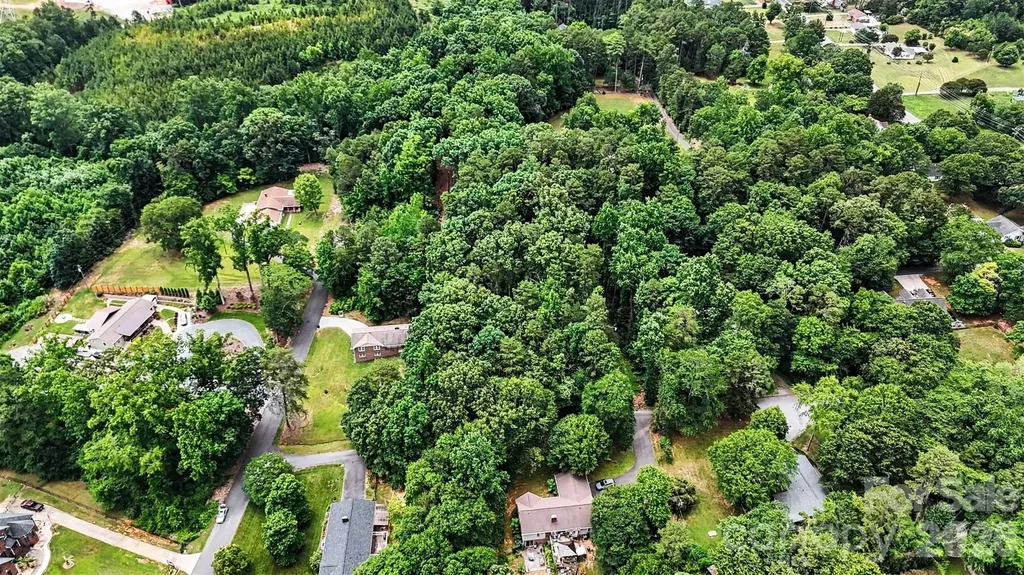 5011 Dorothy Ruth Lane Belmont NC 28012