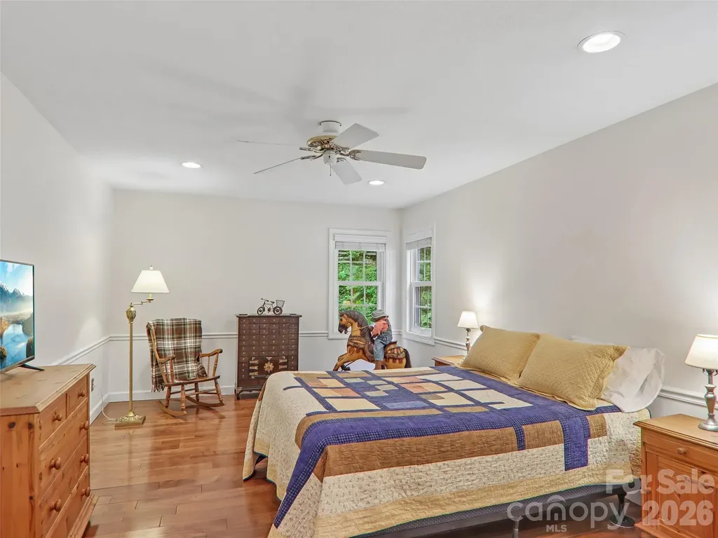 3106 Essex Path Hendersonville NC 28791