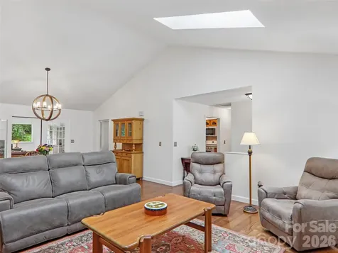 3106 Essex Path Hendersonville NC 28791