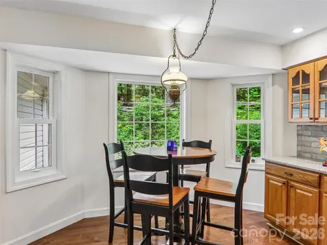 3106 Essex Path Hendersonville NC 28791