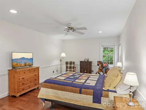 3106 Essex Path Hendersonville NC 28791