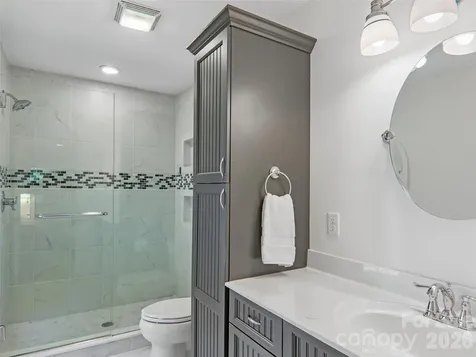 3106 Essex Path Hendersonville NC 28791