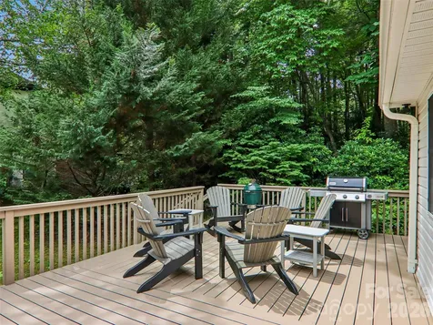 3106 Essex Path Hendersonville NC 28791