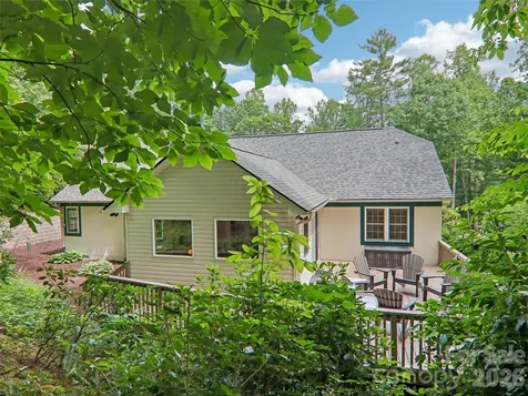 3106 Essex Path Hendersonville NC 28791