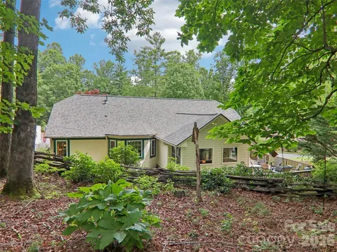3106 Essex Path Hendersonville NC 28791