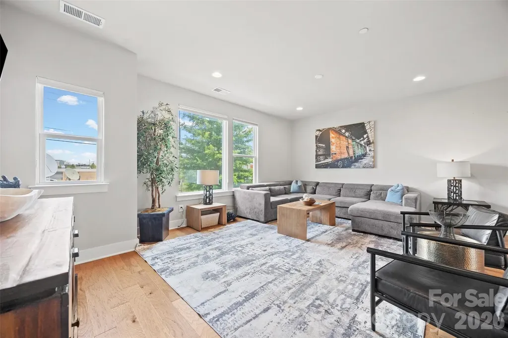 2014 Bryant Park Drive Charlotte NC 28208