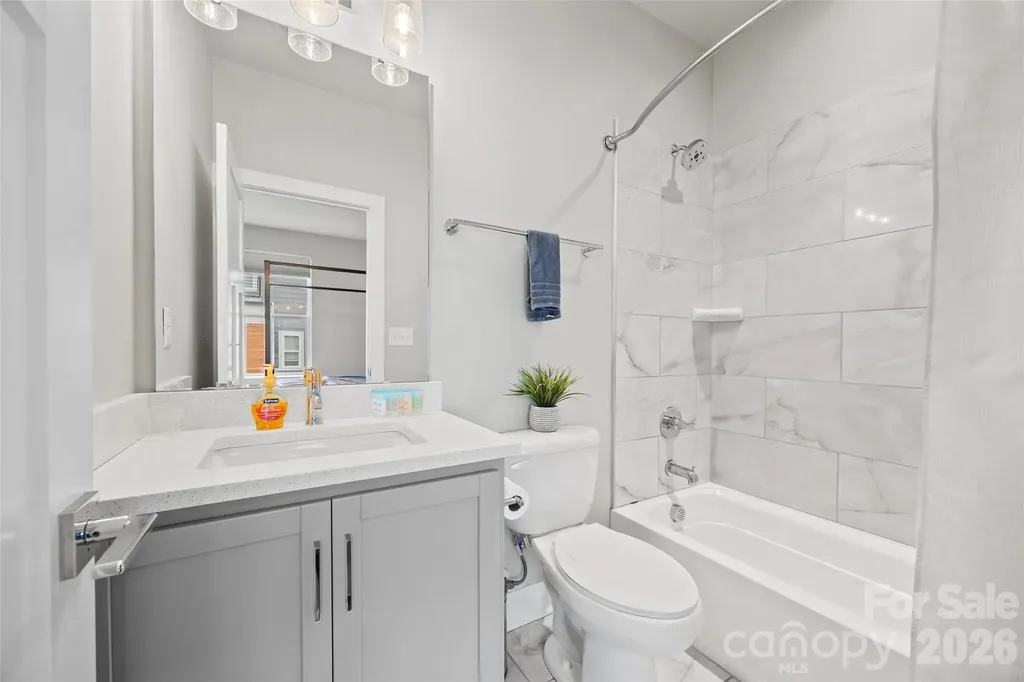 2014 Bryant Park Drive Charlotte NC 28208