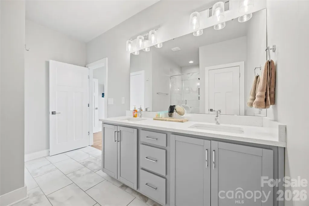2014 Bryant Park Drive Charlotte NC 28208