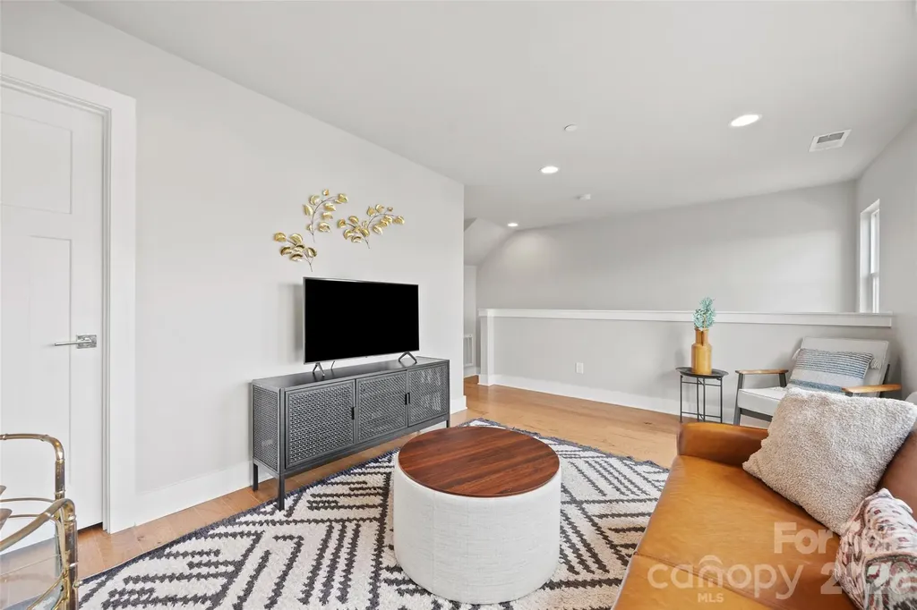 2014 Bryant Park Drive Charlotte NC 28208