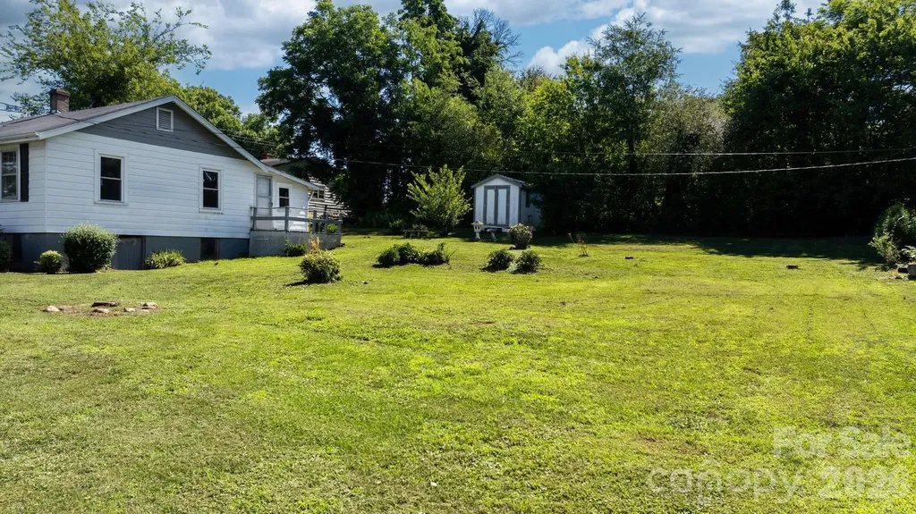 115 Brackett Street Morganton NC 28655