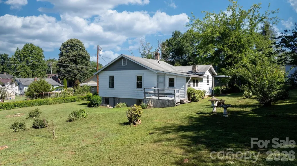 115 Brackett Street Morganton NC 28655