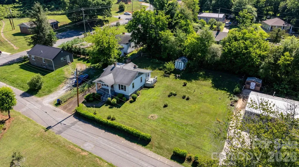 115 Brackett Street Morganton NC 28655