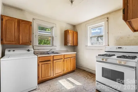 115 Brackett Street Morganton NC 28655