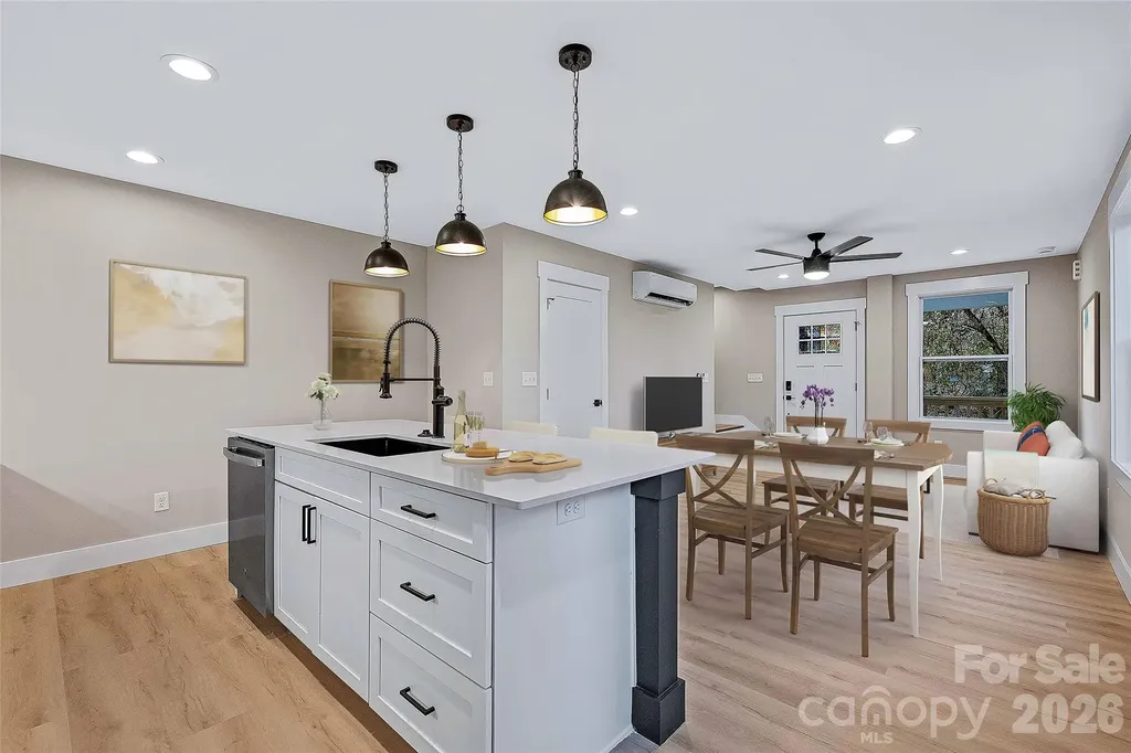 58 Taft Street Black Mountain NC 28711