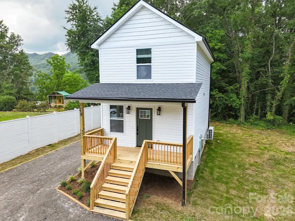 58 Taft Street Black Mountain NC 28711
