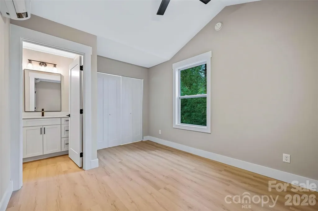 58 Taft Street Black Mountain NC 28711