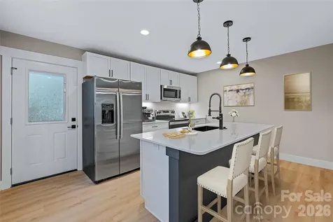 58 Taft Street Black Mountain NC 28711