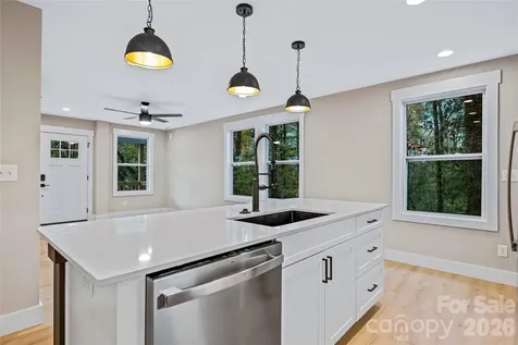 58 Taft Street Black Mountain NC 28711