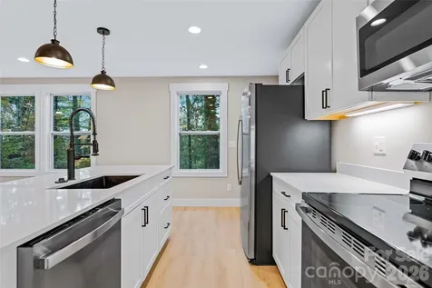 58 Taft Street Black Mountain NC 28711