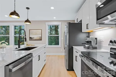 58 Taft Street Black Mountain NC 28711