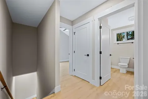 58 Taft Street Black Mountain NC 28711