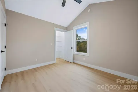 58 Taft Street Black Mountain NC 28711