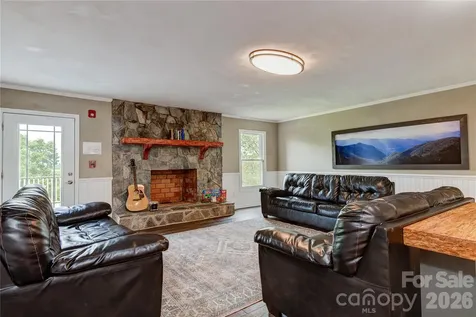517 Cub Creek Road Ellenboro NC 28040