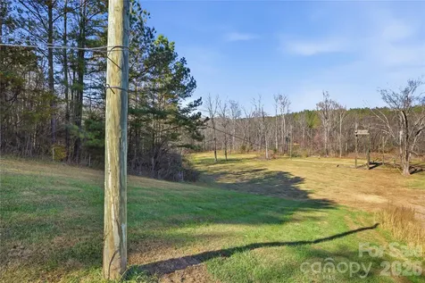 517 Cub Creek Road Ellenboro NC 28040
