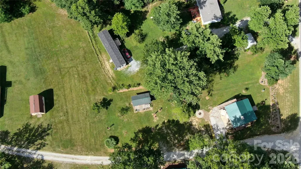 38 Lloyd Barnwell Road Hendersonville NC 28792