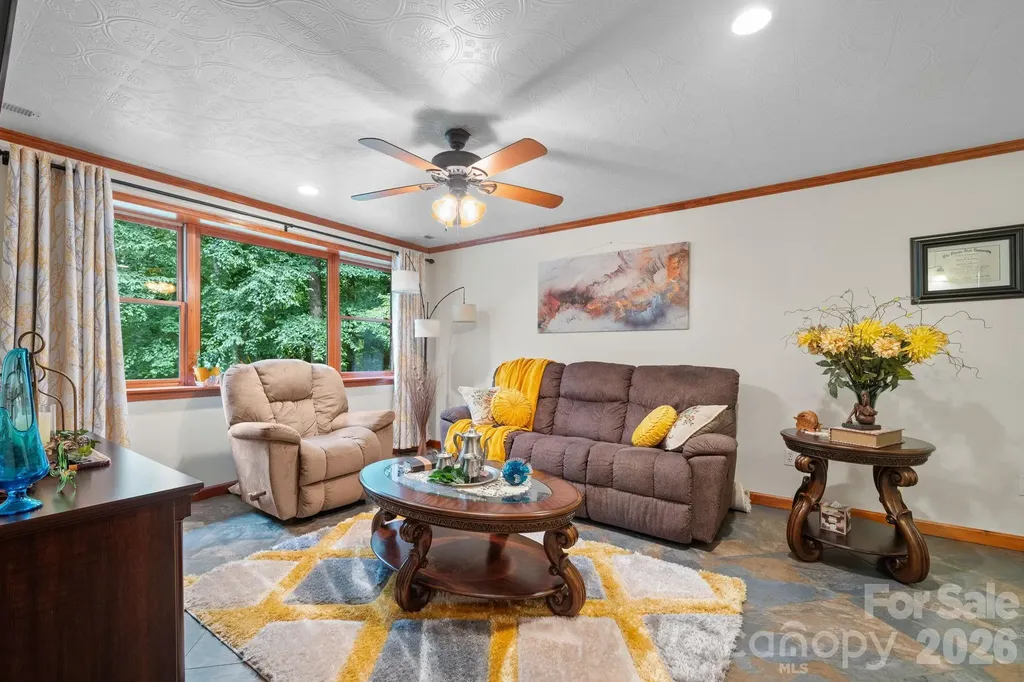 2956 Indian Grave Road Lenoir NC 28645
