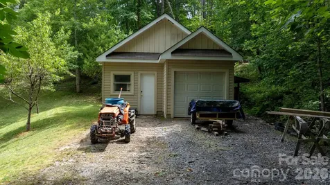 2956 Indian Grave Road Lenoir NC 28645