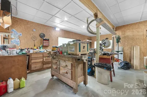 2956 Indian Grave Road Lenoir NC 28645