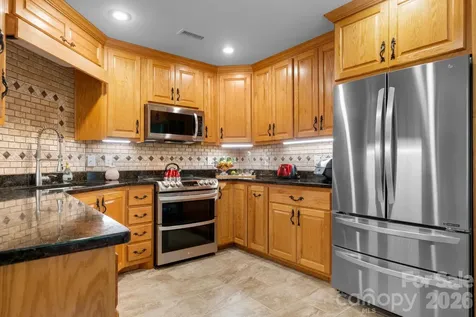 2956 Indian Grave Road Lenoir NC 28645