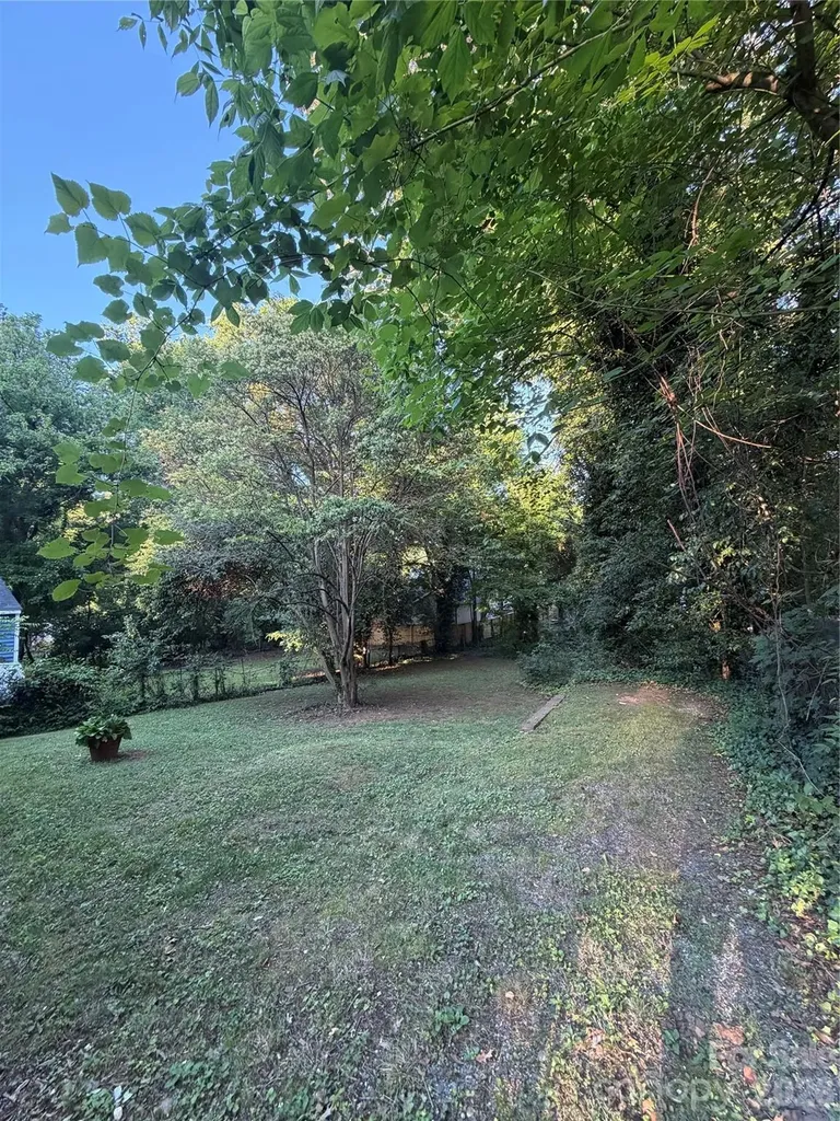 2918 Rush Avenue Charlotte NC 28208