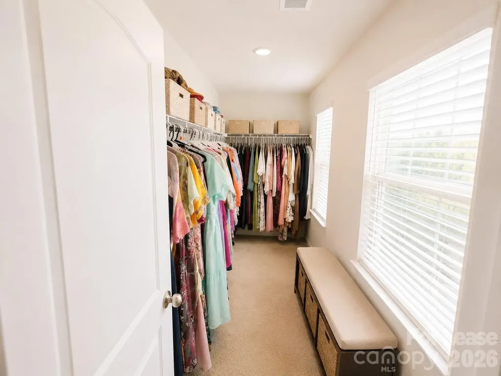 6438 Revolutionary Trail Charlotte NC 28217