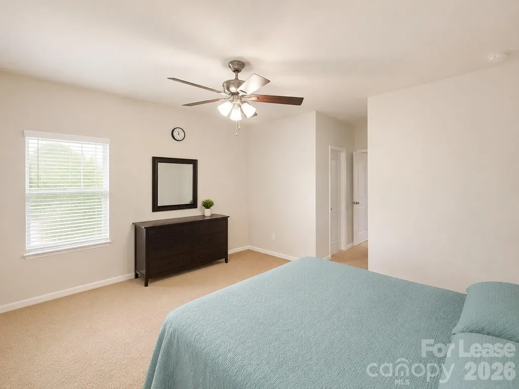 6438 Revolutionary Trail Charlotte NC 28217