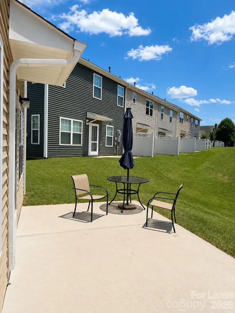 6438 Revolutionary Trail Charlotte NC 28217
