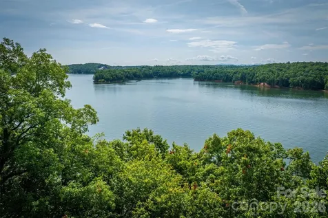 804 Marina Drive Nebo NC 28761