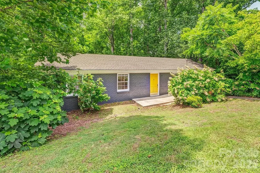 364 Pearson Drive Asheville NC 28801