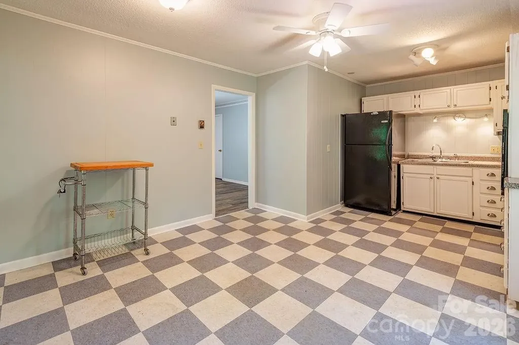 364 Pearson Drive Asheville NC 28801
