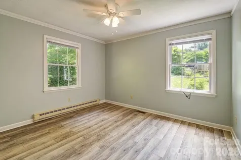 364 Pearson Drive Asheville NC 28801