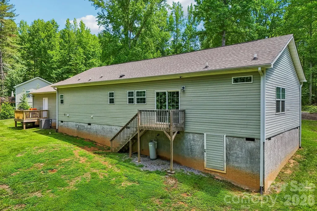 51 Hermit Springs Trail Hendersonville NC 28739