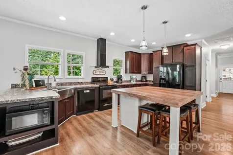 51 Hermit Springs Trail Hendersonville NC 28739