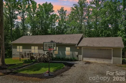 51 Hermit Springs Trail Hendersonville NC 28739